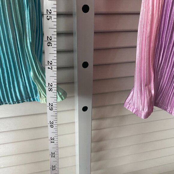 NWT Dressed in LALA Rainbow Dream Long Sleeve Plissé Set, Size S - Picture 10 of 16